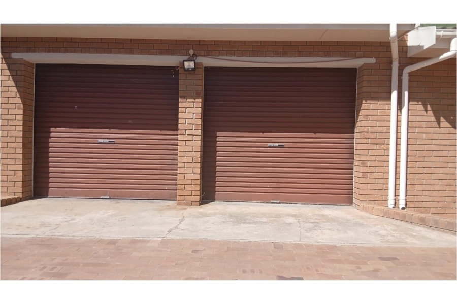 5 Bedroom Property for Sale in Porterville Western Cape
